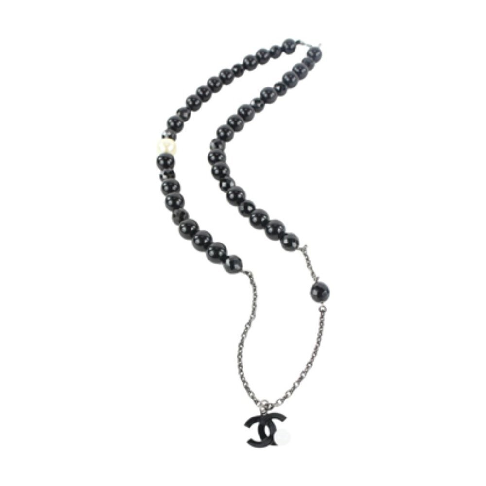 Chanel 05P Black Pearl CC Necklace with Flower